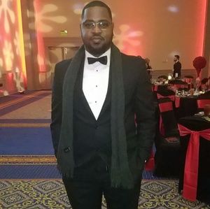 Meet your Posher, Bobby